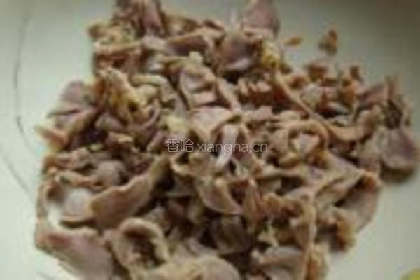 饭遭殃之酸辣鸡胗的做法图解4