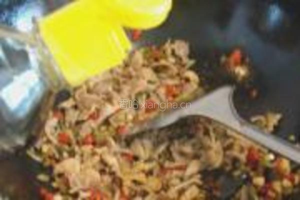 饭遭殃之酸辣鸡胗的做法图解7