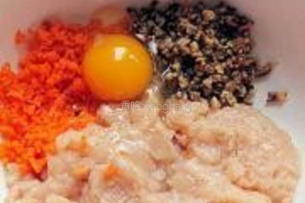 蔬菜香菇鸡肉丸的做法图解1
