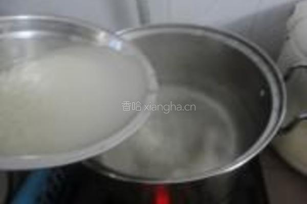 咸猪骨菜干粥的做法图解3
