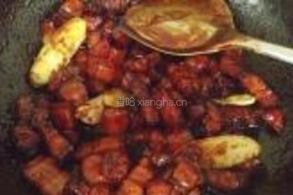 红烧肉炖土豆的做法图解6