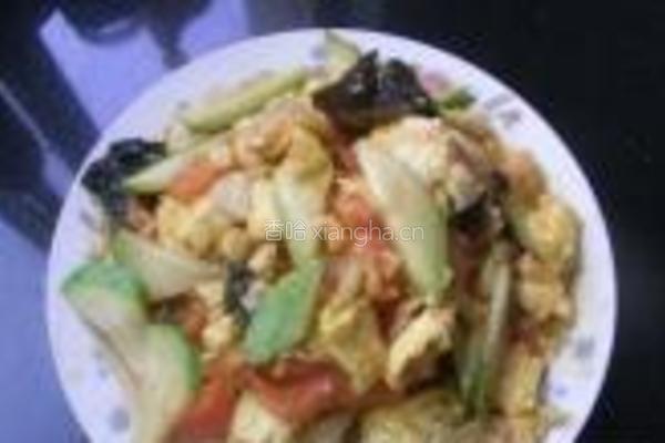 西葫芦番茄炒鸡蛋的做法图解10