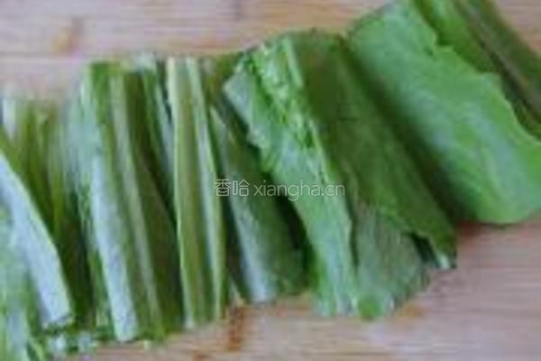 豆豉鲮鱼油麦菜的做法图解2