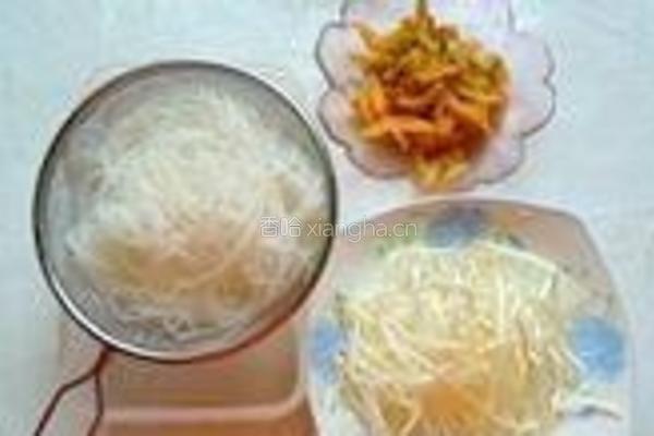 鱼香榨菜粉的做法图解2