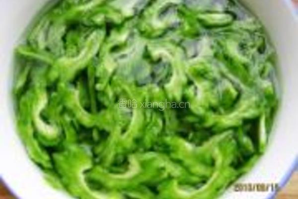 梅菜苦瓜的做法图解3
