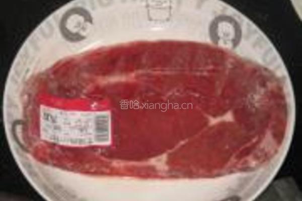 西冷牛肉扒芥蓝的做法图解3