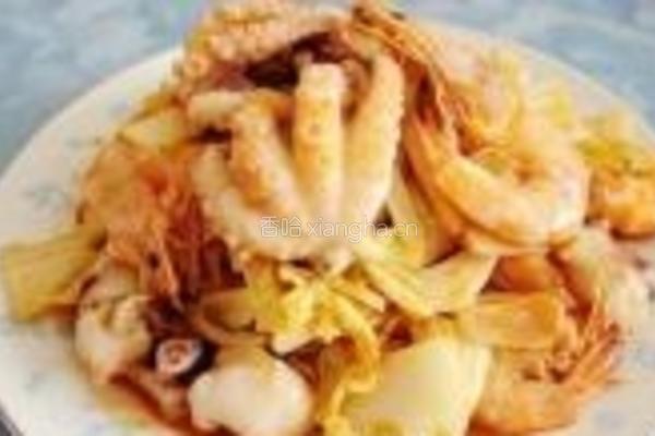 娃娃菜炒双鲜的做法图解9