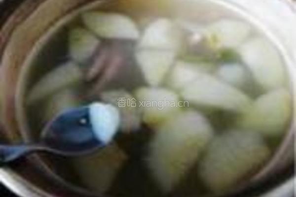 鸡爪瘦肉水果人参汤的做法图解9