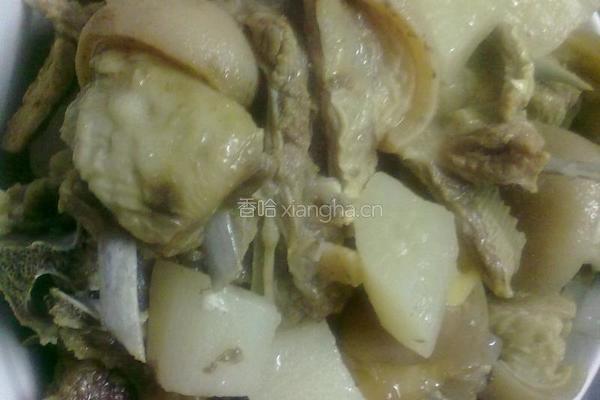 羊肉烧萝卜
