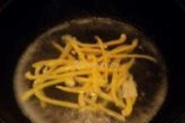 甜椒紫甘蓝拌木耳的做法图解5