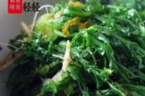 荠菜腊肠煲仔饭的做法图解1
