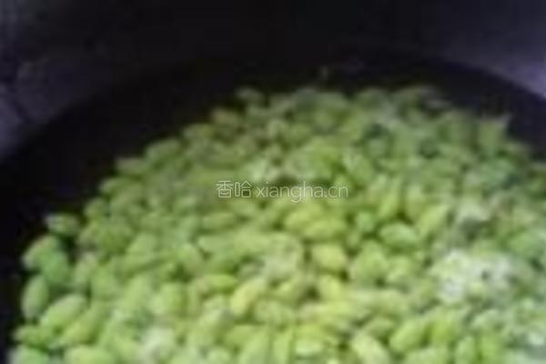 毛豆炒河虾的做法图解4