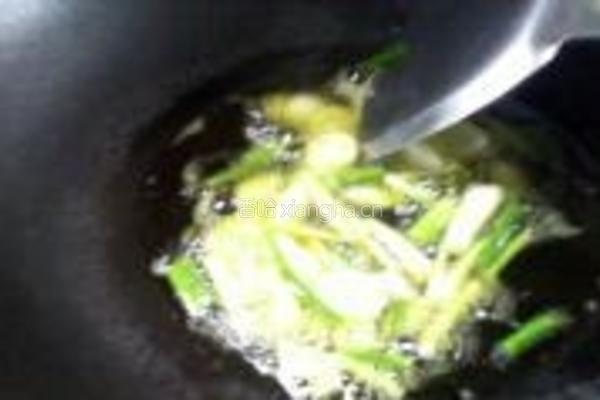 毛豆炒河虾的做法图解5