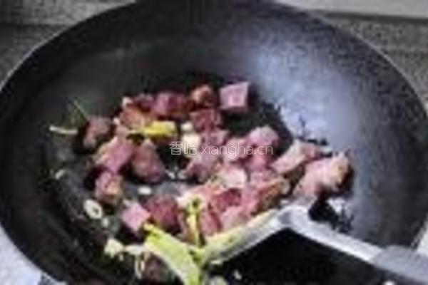 牛肉焖粉皮的做法图解4
