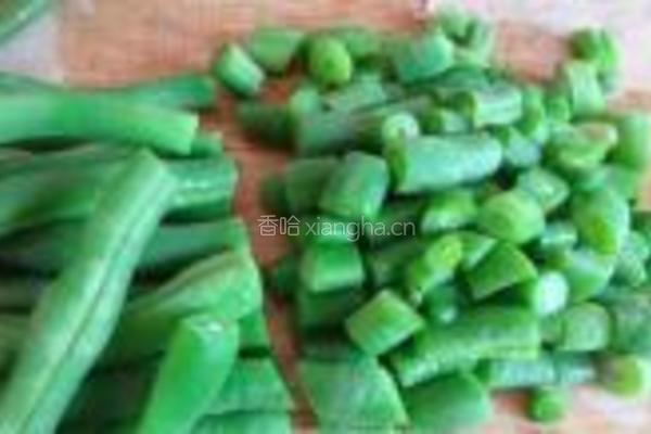 豆丁橄榄菜的做法图解2