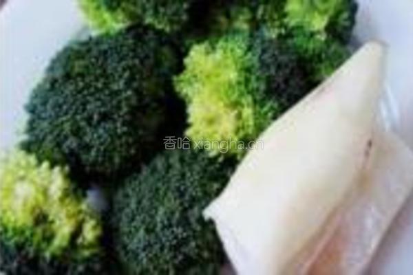 缤纷圣诞腊味炒饭的做法图解2