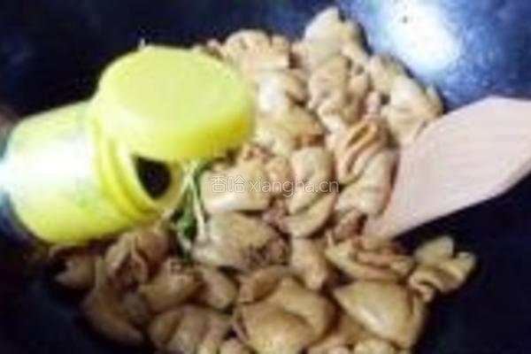 红烧肥肠的做法图解3