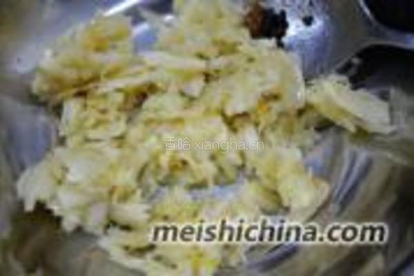豆豉鲮鱼拌油麦菜的做法图解4