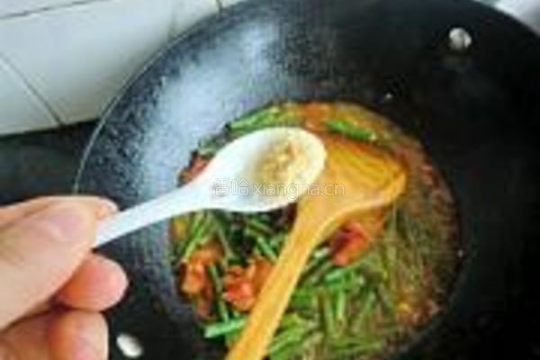 西红柿烧豆角的做法图解7