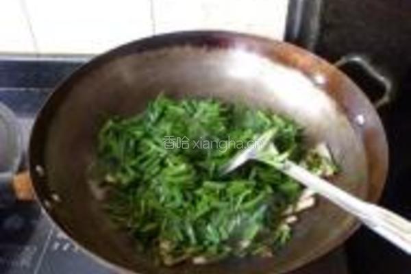 韭菜豆干小炒的做法图解7