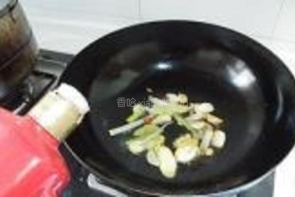 红烧鲤鱼的做法图解5