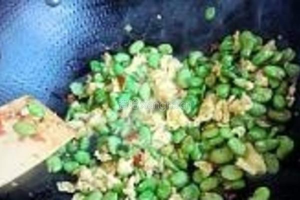 剁椒蚕豆炒鸡蛋的做法图解9