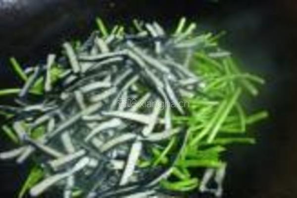 芦蒿炒臭干的做法图解6