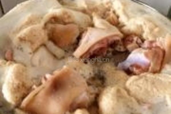 鹰嘴豆炖猪蹄的做法图解3