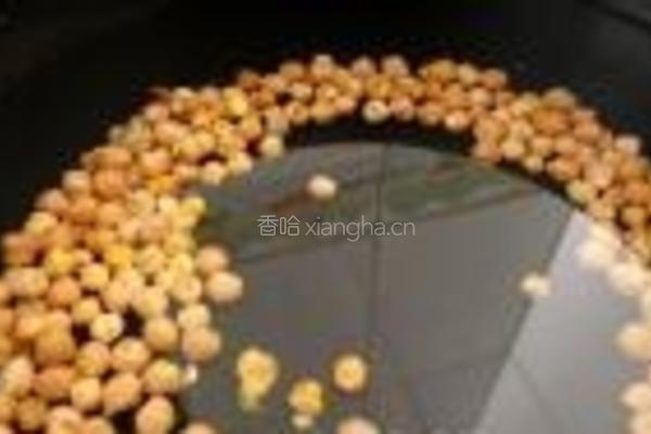 鹰嘴豆炖猪蹄的做法图解2