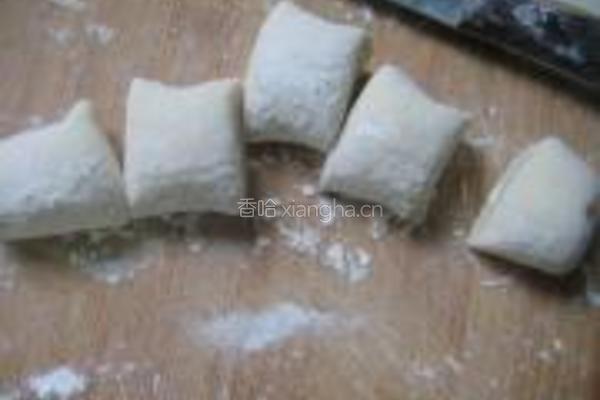 韭菜鸡蛋馅饼的做法图解9
