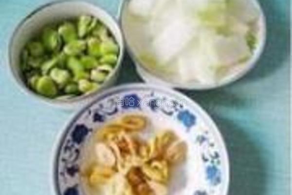 冬瓜笋炒蚕豆的做法图解1