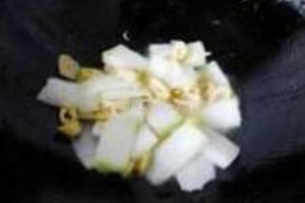 冬瓜笋炒蚕豆的做法图解4