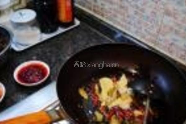 肥肠麻辣香锅的做法图解9