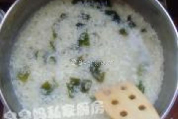 虾仁海木耳焖饭的做法图解5