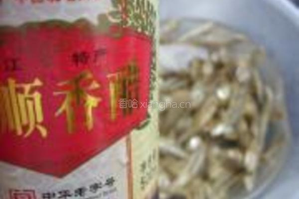 香辣小鱼干的做法图解2