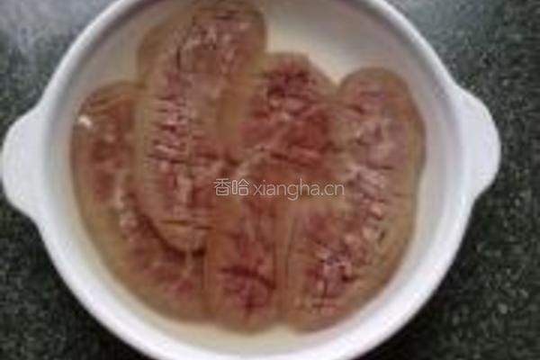 洋葱炒猪腰的做法图解3
