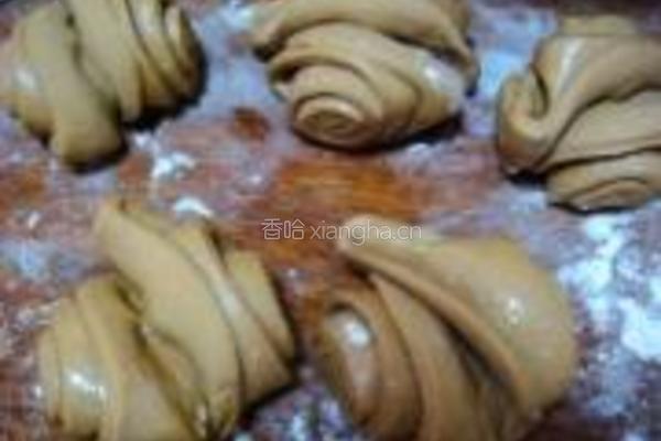 奶香红茶花卷的做法图解9