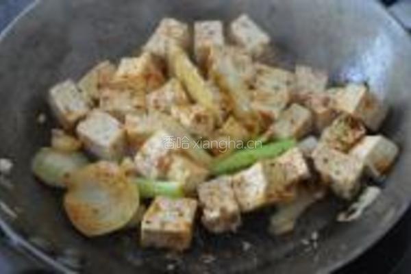 百味牛腩烧豆腐的做法图解4