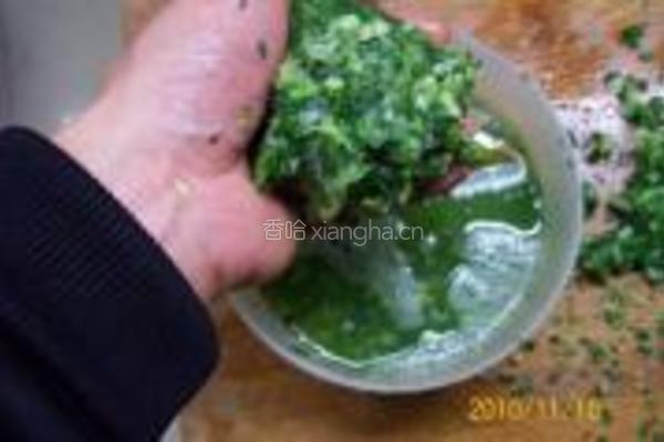 荠菜鲜肉黄金条的做法图解10