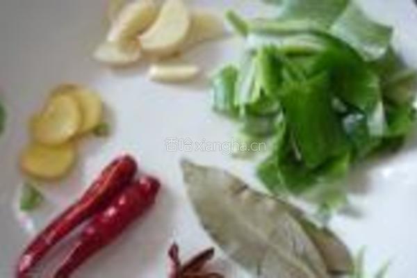 红焖肉炖芸豆的做法图解3