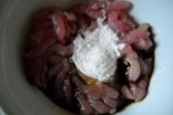 蒜苗杏鲍菇肉丝的做法图解2