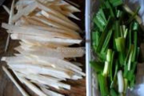 蒜苗杏鲍菇肉丝的做法图解4