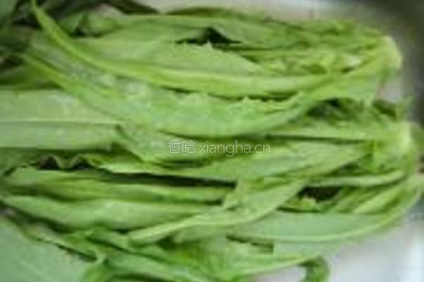 素炒油麦菜的做法图解1
