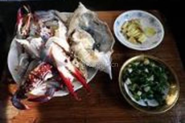 葱爆大海蟹的做法图解2