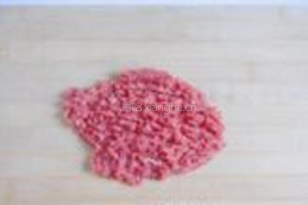 甜椒酿牛肉的做法图解2