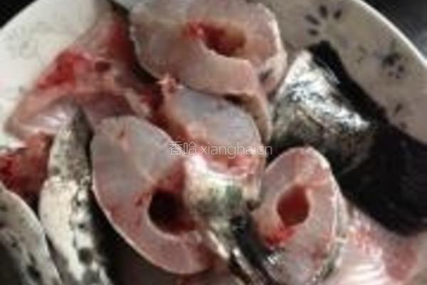 黑鱼豆腐汤的做法图解1