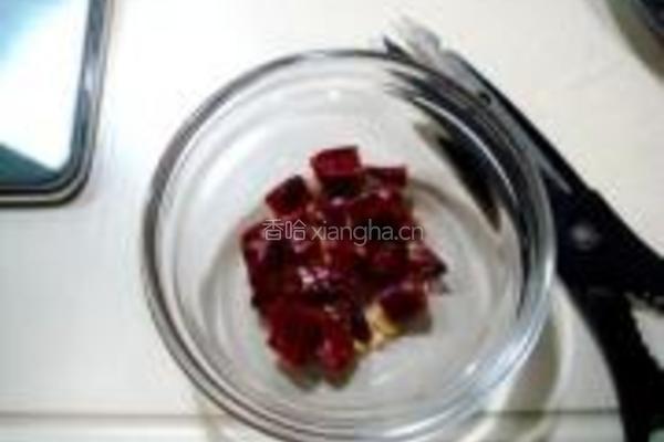 腰果炒牛肉的做法图解2