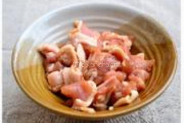 香干炒肉的做法图解1