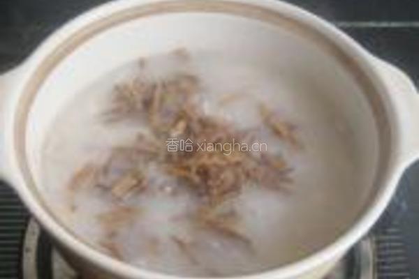 黄花菜咸肉粥的做法图解6
