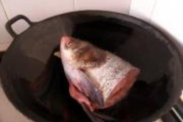 蟹味菇鱼头豆腐煲的做法图解7